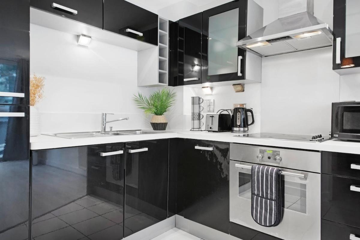 Apartamento New Cosy Excel 1 Bedroom Londres